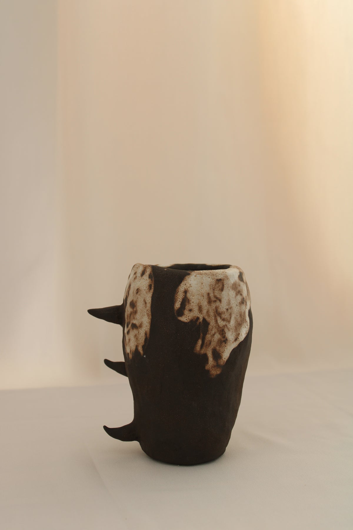 NYX | Sculptural Ceramic Vase